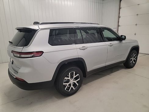 New 2025 Jeep Grand Cherokee L Limited w/ Luxury Tech Group II image 6