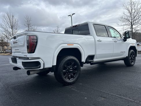 Used 2024 GMC Sierra 2500 AT4 w/ AT4 Preferred Package image 9