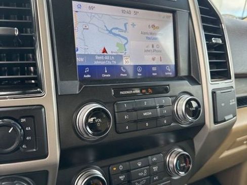 Used 2020 Ford F150 Lariat w/ Equipment Group 502A Luxury image 3