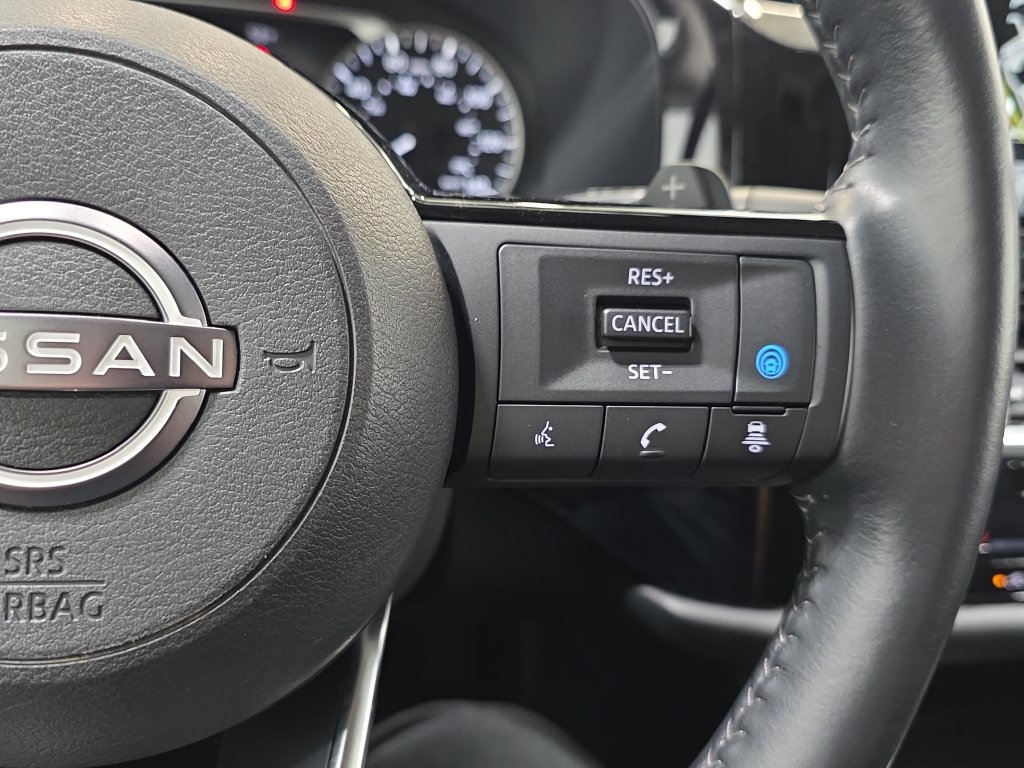 Used 2024 Nissan Pathfinder SL w/ SL Premium Package AWD/4WD image 17