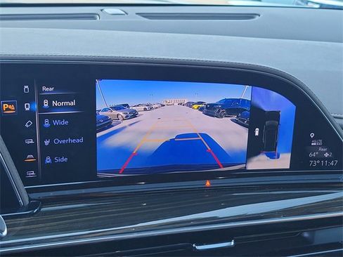 Certified 2022 Cadillac Escalade ESV Premium Luxury w/ Performance Package image 15