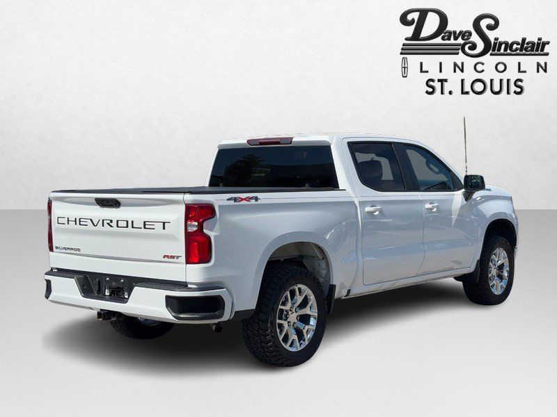 Used 2024 Chevrolet Silverado 1500 RST AWD/4WD image 3