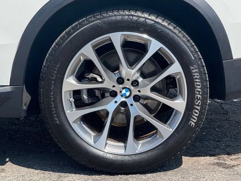 Certified 2026 BMW X5 xDrive40i AWD/4WD image 4