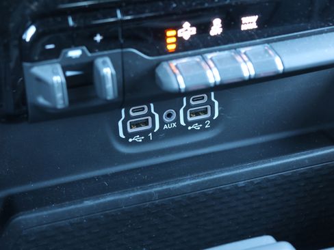 Used 2023 RAM 1500 Limited w/ Night Edition image 30