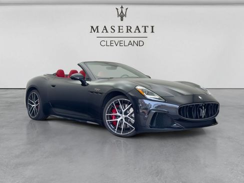 Used 2024 Maserati GranCabrio Trofeo AWD/4WD image 1