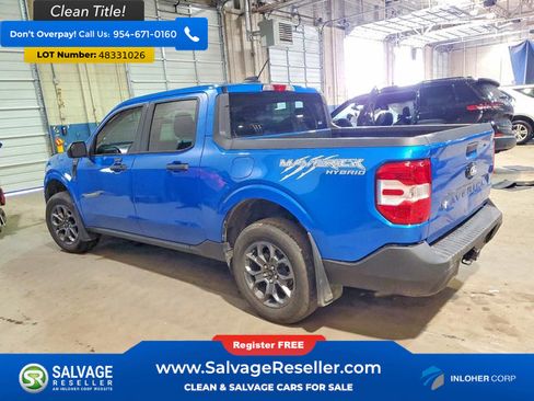 Used 2025 Ford Maverick XLT w/ Equipment Group 301A AWD/4WD image 3