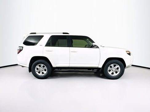 Used 2020 Toyota 4Runner SR5 RWD image 10
