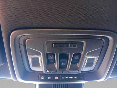 Used 2024 GMC Sierra 1500 AT4 w/ Technology Package image 20