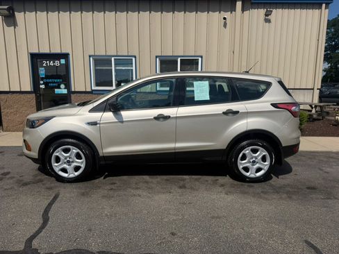 Used 2018 Ford Escape S FWD image 4
