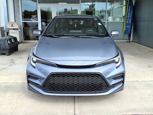 Used 2023 Toyota Corolla XSE FWD image 2