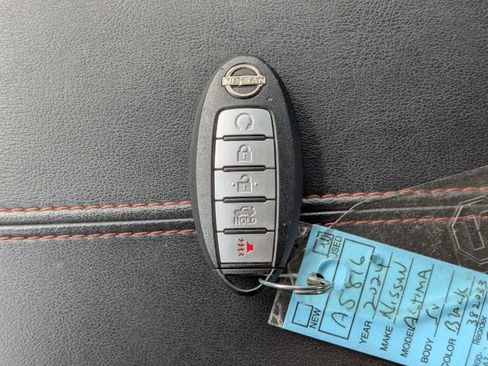 Used 2024 Nissan Altima 2.5 SR FWD image 31