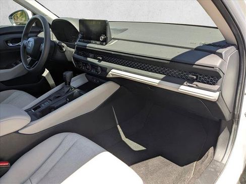 Used 2024 Honda Accord LX image 20