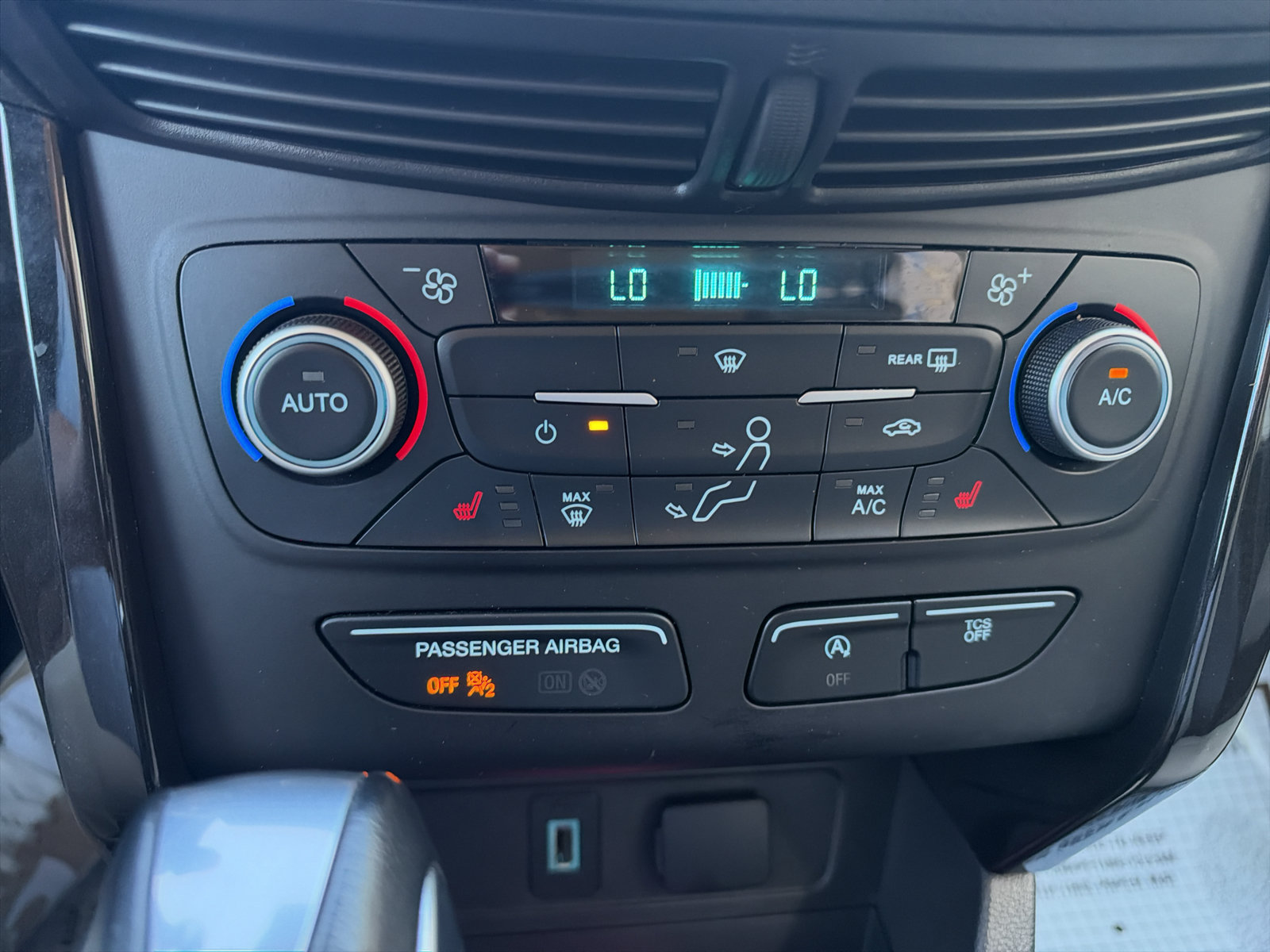 Used 2019 Ford Escape SEL AWD/4WD image 13