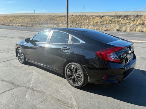 Used 2017 Honda Civic LX image 3