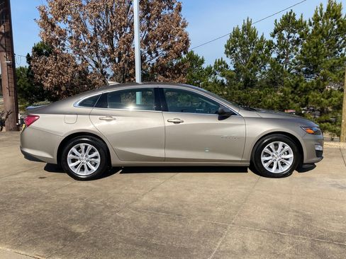 Used 2022 Chevrolet Malibu LT image 7