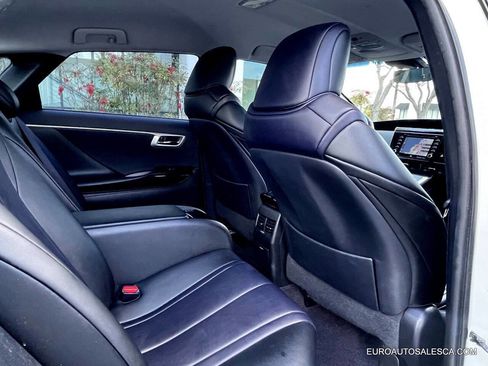 Used 2018 Toyota Mirai image 24