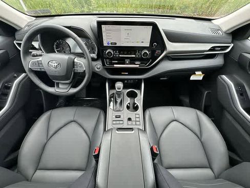 New 2024 Toyota Highlander XLE AWD/4WD image 20