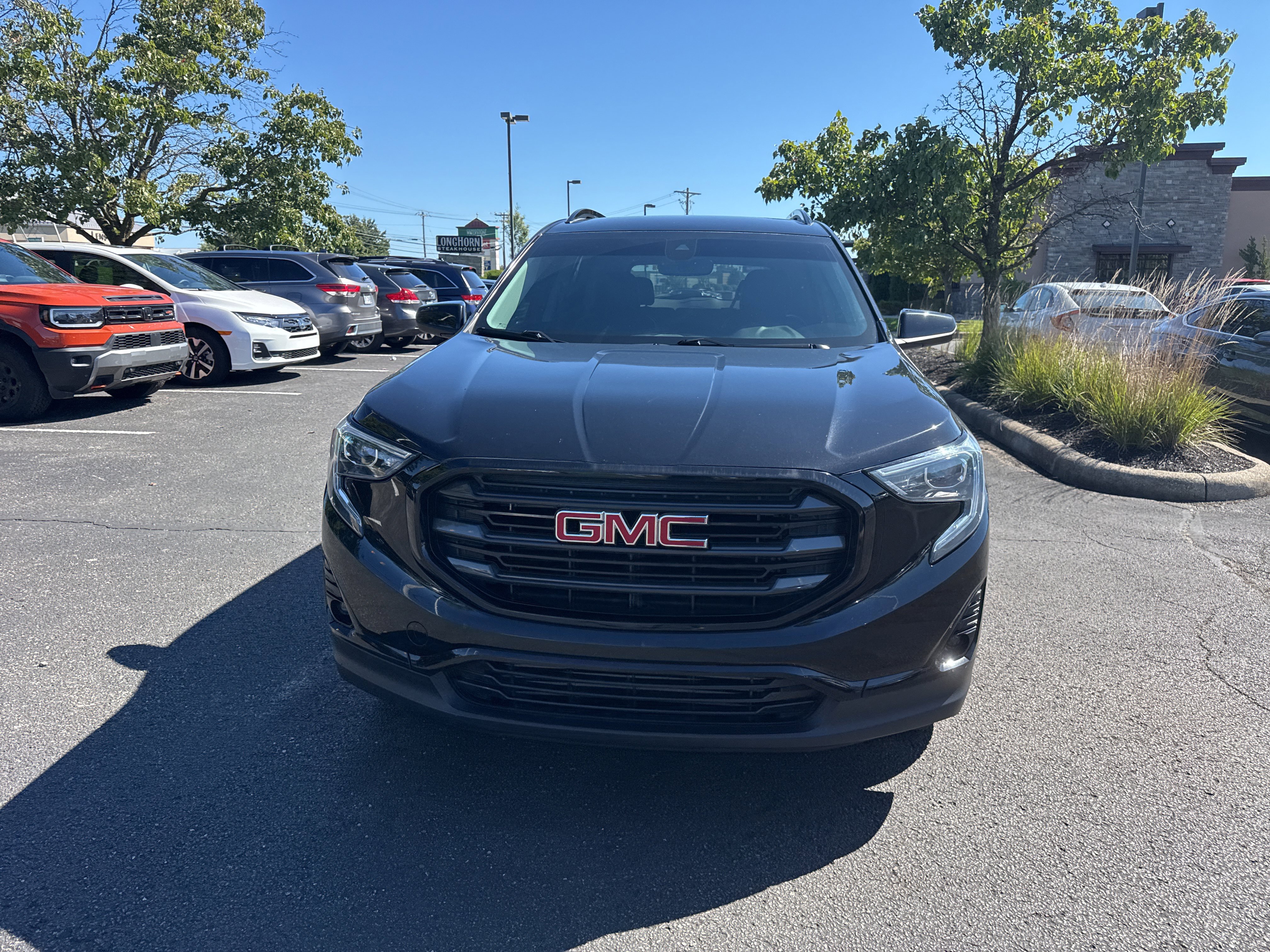 Used 2021 GMC Terrain SLT w/ Infotainment Package II AWD/4WD image 18