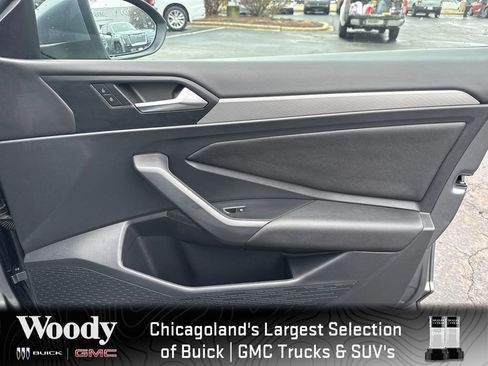 Used 2021 Volkswagen Jetta S image 32