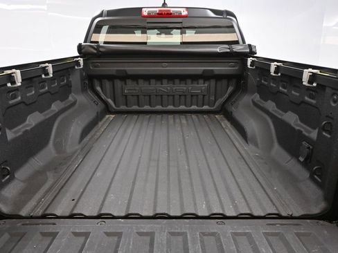 Used 2024 GMC Canyon Denali image 16
