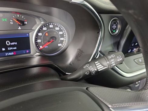 Used 2025 Chevrolet Blazer LT image 32