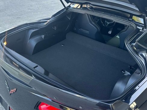 Used 2019 Chevrolet Corvette Stingray Coupe w/ 1LT image 49