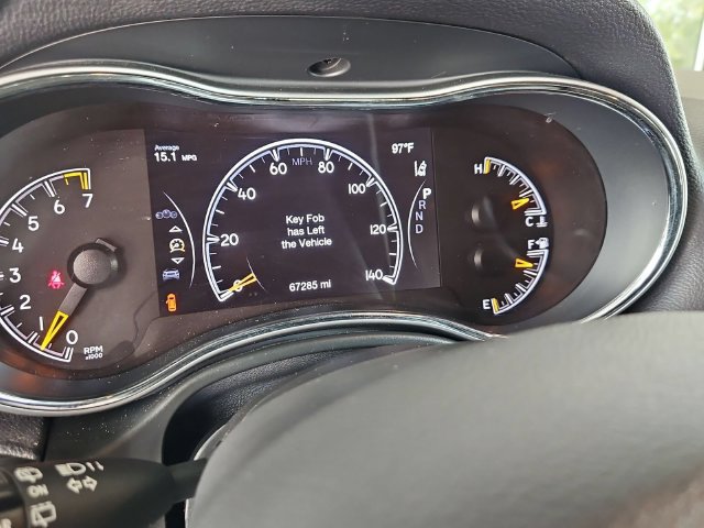 Used 2020 Jeep Grand Cherokee Laredo w/ Laredo X Package RWD image 15