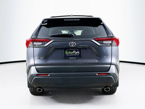 Used 2025 Toyota RAV4 XLE Premium image 7