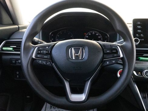 Used 2019 Honda Accord LX image 31