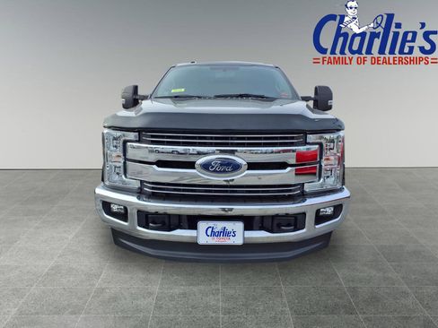 Used 2018 Ford F250 Lariat w/ Lariat Value Package image 2