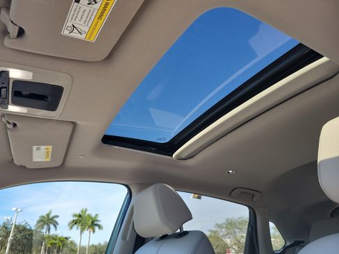 Used 2024 Honda HR-V EX-L image 21