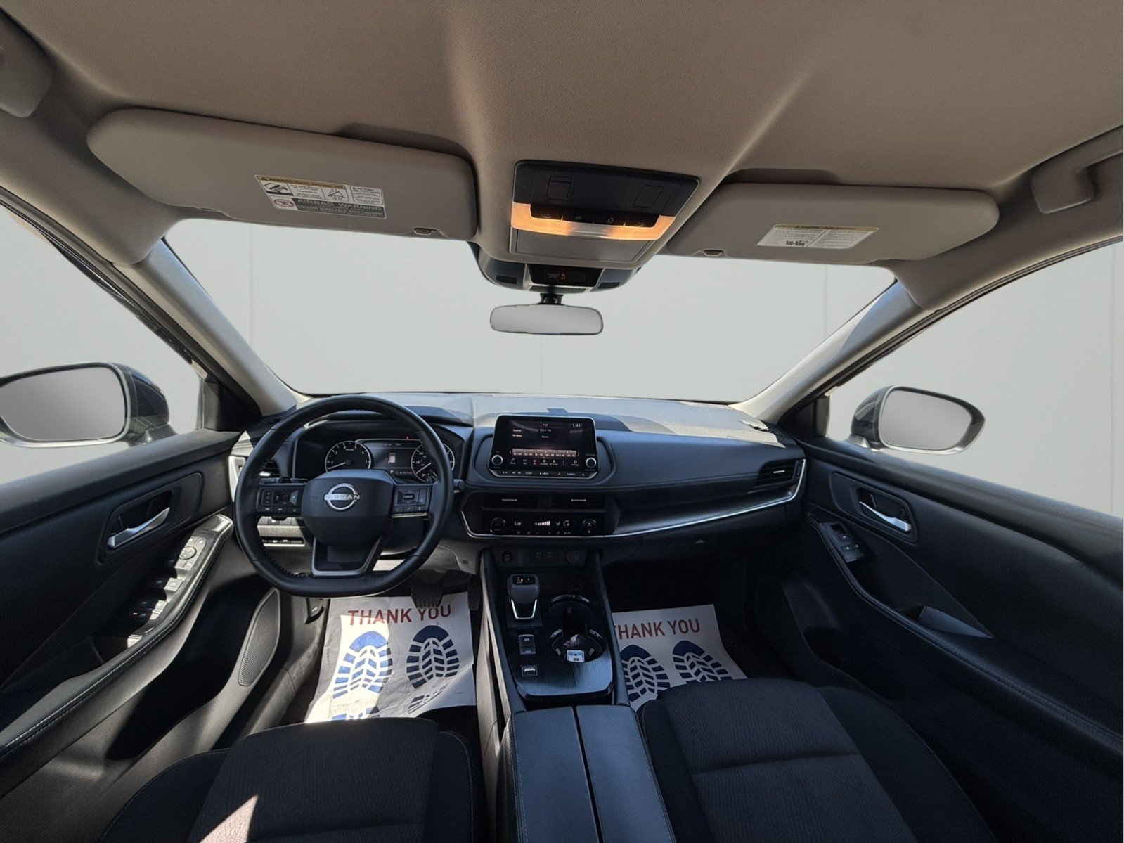 Used 2025 Nissan Rogue SV FWD image 27