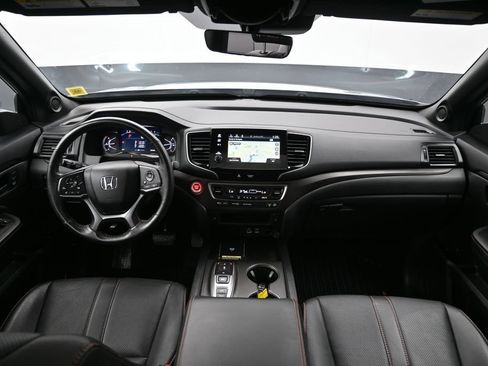 Certified 2024 Honda Passport TrailSport image 11