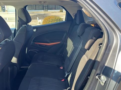 Used 2021 Ford EcoSport SE w/ SE Appearance Package image 41