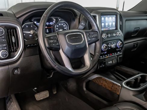 Used 2023 GMC Sierra 3500 Denali w/ Denali Ultimate Package AWD/4WD image 17