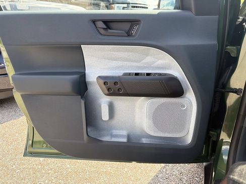 Used 2025 Ford Maverick XLT w/ Equipment Group 302A AWD/4WD image 18