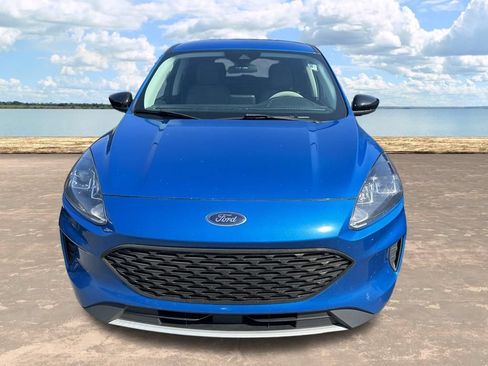 Used 2021 Ford Escape SE AWD/4WD image 2