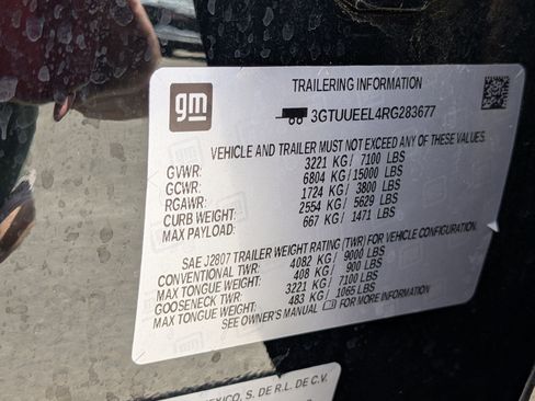 Used 2024 GMC Sierra 1500 AT4 w/ Technology Package AWD/4WD image 34