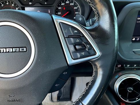 Used 2020 Chevrolet Camaro LT image 11
