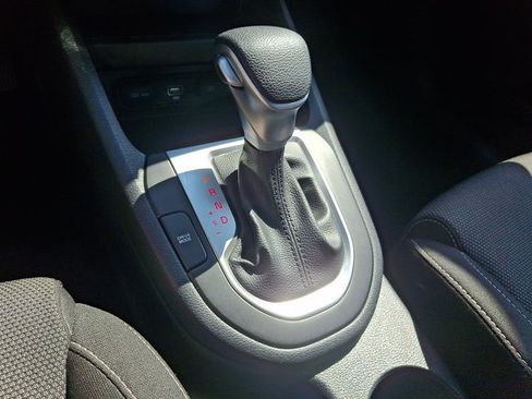 Used 2024 Kia Forte LXS FWD image 14