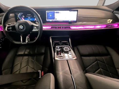 Used 2024 BMW 760i xDrive w/ Executive Package AWD/4WD image 14