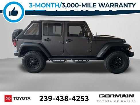 Used 2018 Jeep Wrangler Unlimited Sahara w/ Connectivity Group image 9