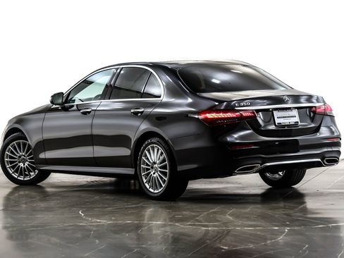 Used 2022 Mercedes-Benz E 350 Sedan image 13