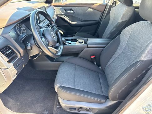 Used 2023 Nissan Rogue SV AWD/4WD image 18