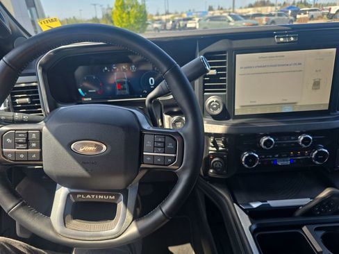 Used 2025 Ford F350 Platinum w/ Tremor Off-Road Package AWD/4WD image 12