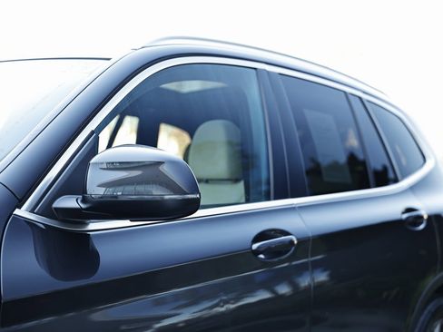 Used 2023 BMW X3 sDrive30i w/ Convenience Package image 11