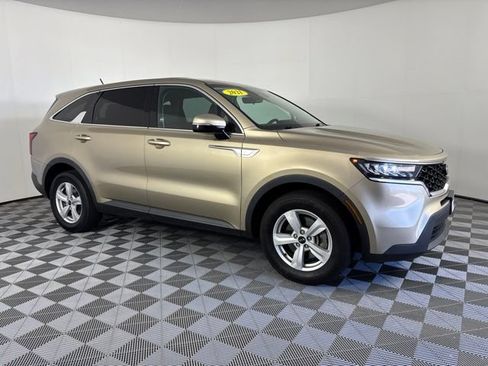 Used 2021 Kia Sorento LX FWD image 34