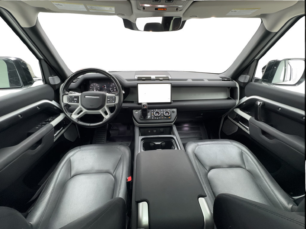 Used 2023 Land Rover Defender 130 SE AWD/4WD image 42