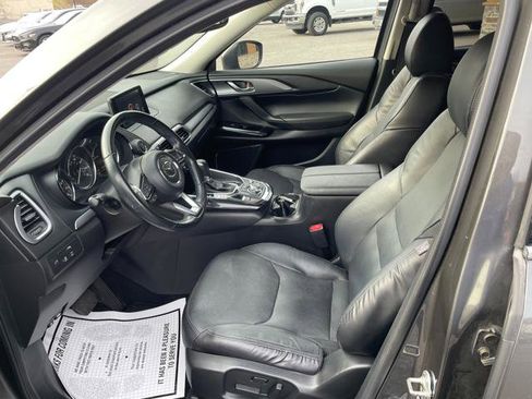Used 2018 MAZDA CX-9 Touring w/ Touring Premium Package image 15