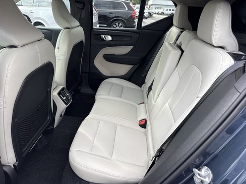 New 2026 Volvo XC40 B5 Ultra w/ Protection Package Premier image 13